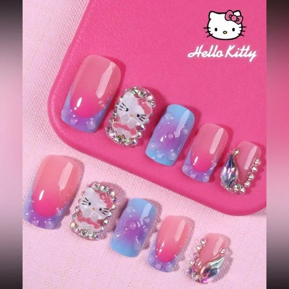 NEW Hello Kitty 3D Nail Art Press On Nail Set - Picture 1 of 4